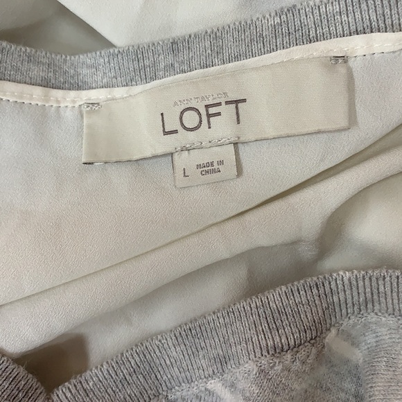 SzL Loft Grey/White Striped V-Neck Top - Picture 4 of 5